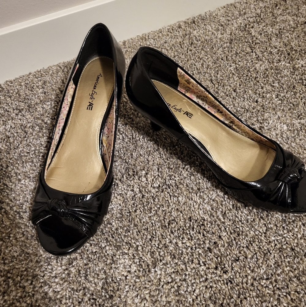 AMERICAN EAGLE DRESS SHOES